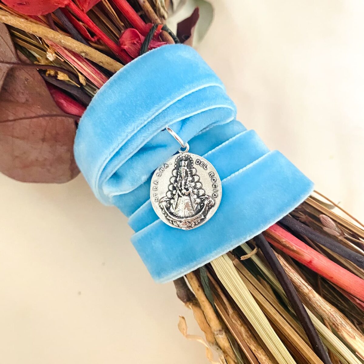 medalla virgen del rocio plata novia