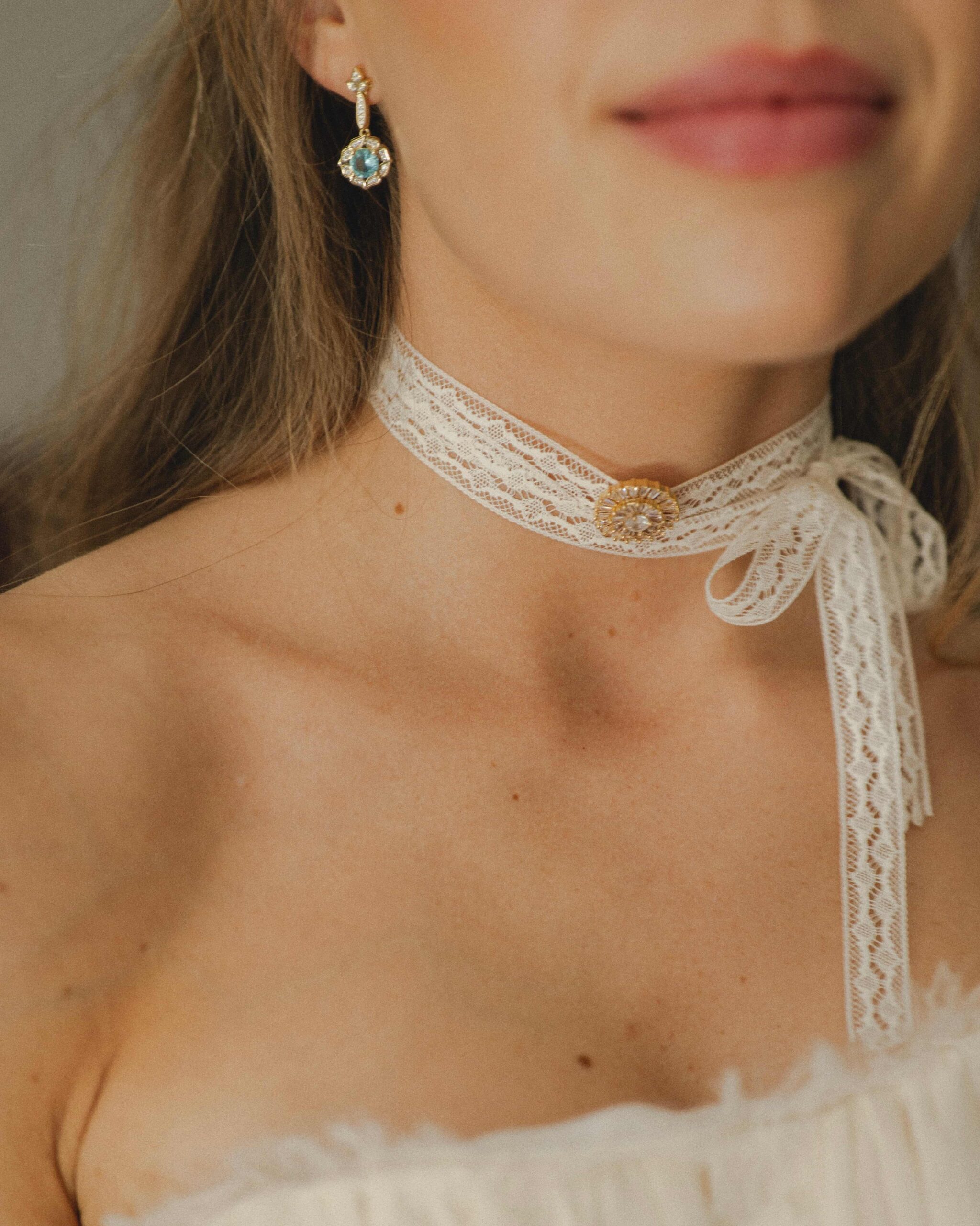 choker encaje paris violet